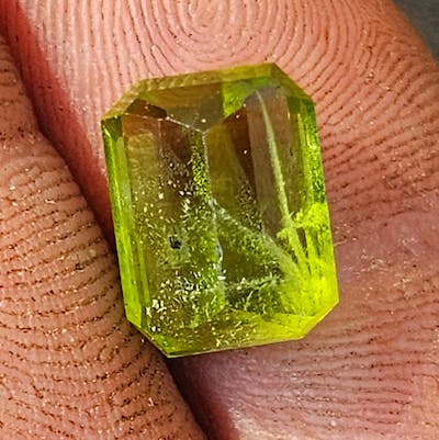 Synthetic Gemstone Guide: A Comprehensive Resource on the Science, Identification, and Valuation of Synthetic Gems Synthetic Gemstone Guide: A Comprehensive Resource on the Science, Identification, and Valuation of Synthetic Gems