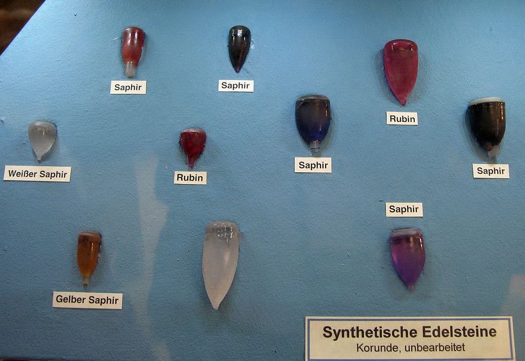 Synthetic Gemstone Guide: A Comprehensive Resource on the Science, Identification, and Valuation of Synthetic Gems Synthetic Gemstone Guide: A Comprehensive Resource on the Science, Identification, and Valuation of Synthetic Gems
