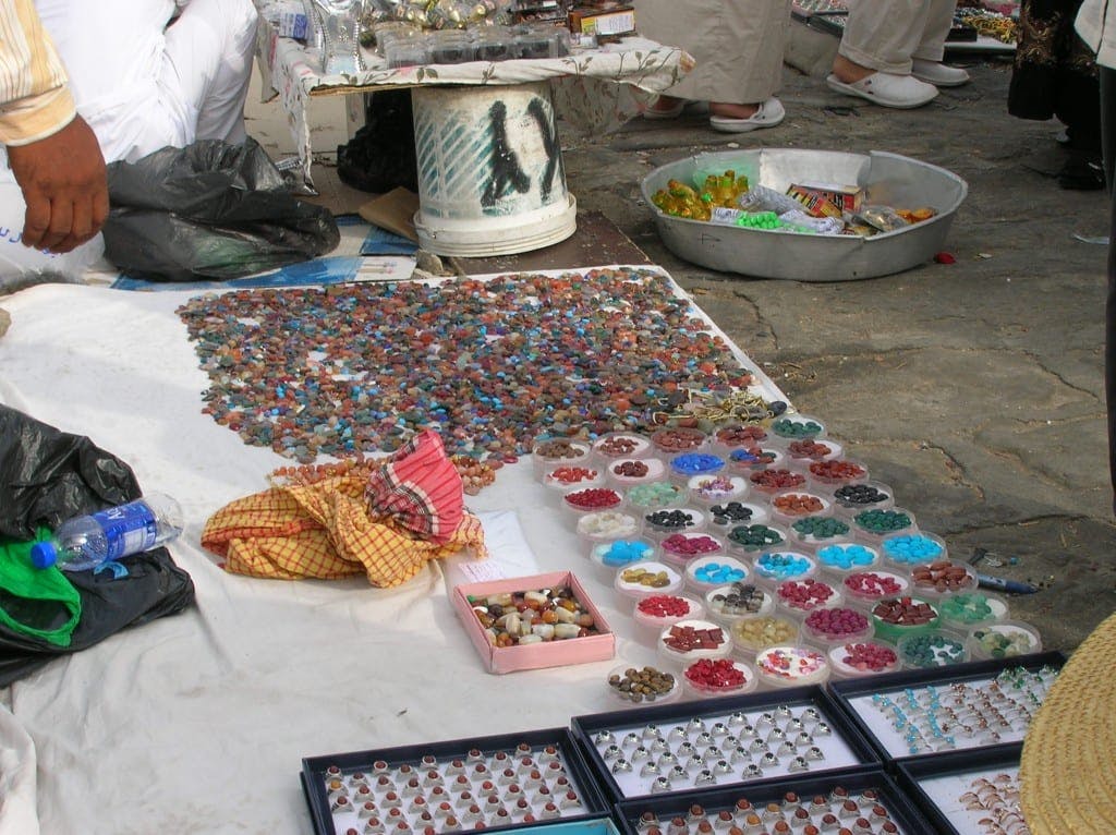 The Beauty of Agate: A Kaleidoscope of Colours 1 the beauty of agate a kaleidoscope of colours 2