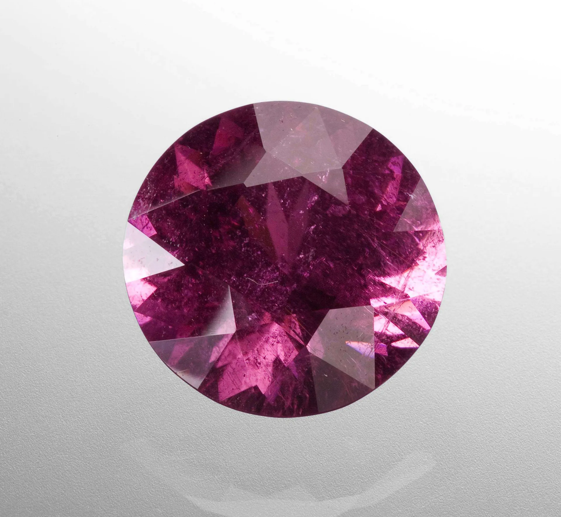 The November Birthstone: Discover the Beauty of Yellow Topaz 3 the november birthstone discover the beauty of yellow topaz 1